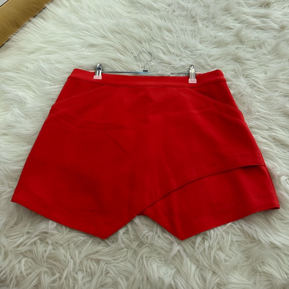 ‼️NWOT‼️✨BCBG✨❤️red mini skort❤️